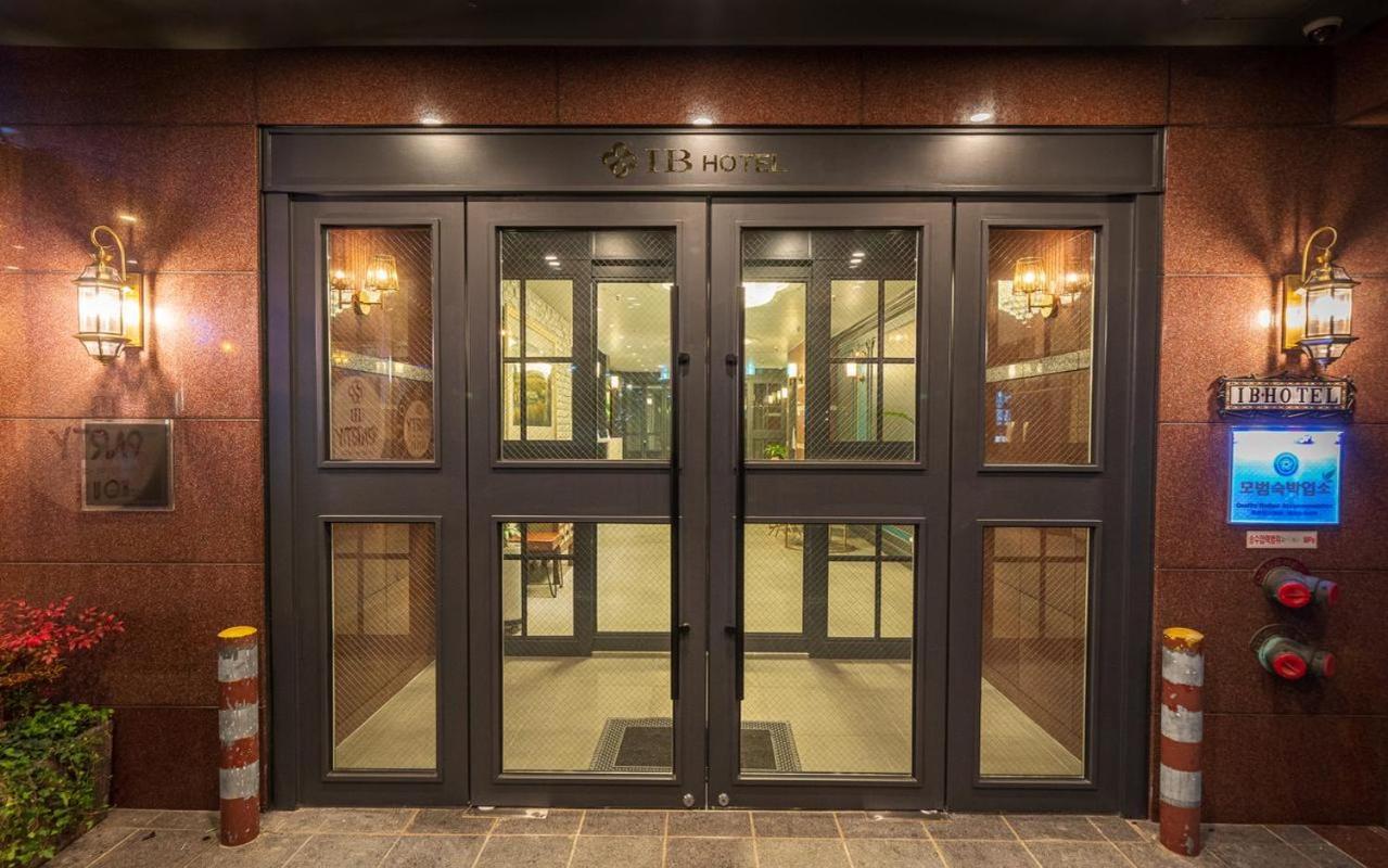 Seomyeon Ib Hotel Busan Exteriör bild